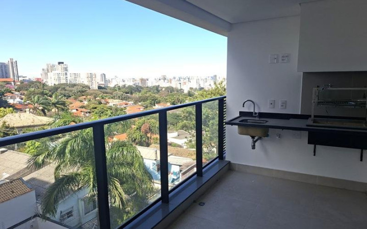 Em Perdizes 700 metros do metrô V.Madalena Apartamento Alto Padrão