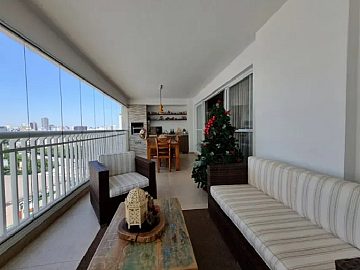 Na Barra Funda Condom�nio clube